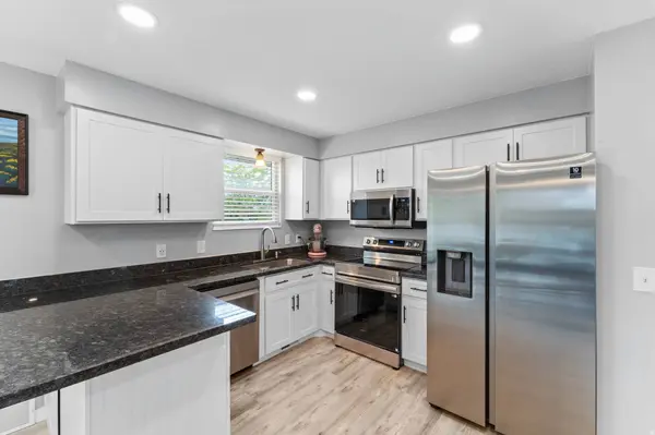 4884 S HUNTINGTON RD W, Taylorsville, UT 84129