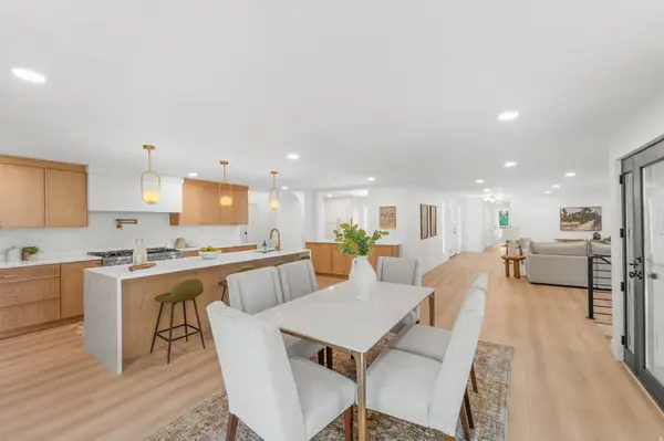 2096 E LINDEN CIR S, Holladay, UT 84121