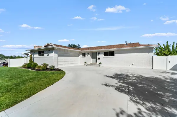 2353 E CINNABAR LN S, Cottonwood Heights, UT 84121
