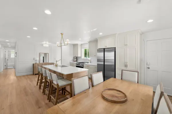 2353 E CINNABAR LN S, Cottonwood Heights, UT 84121