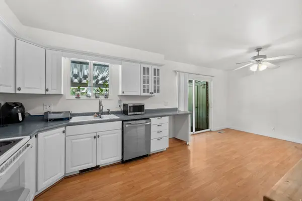 26 W LA VISTA DR S #26, West Jordan, UT 84088