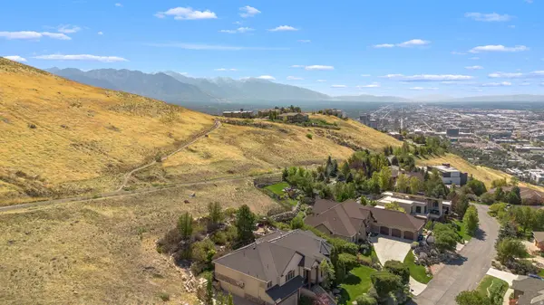 1144 N TWICKENHAM DR W #137, Salt Lake City, UT 84103