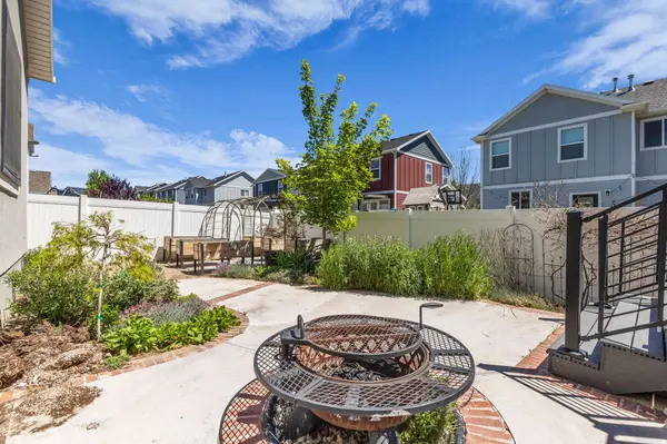 7778 N SAGEBRUSH LN E, Eagle Mountain, UT 84005