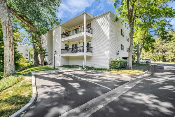 4054 S 685 E #F, Salt Lake City, UT 84107