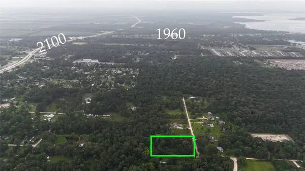 0 Golden LN, Houston, TX 77336