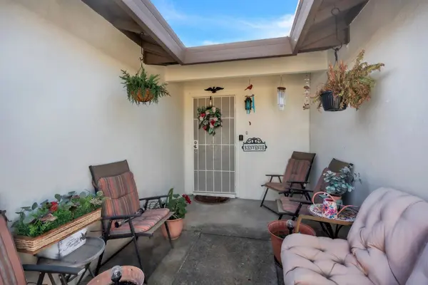 4262 Worthington DR, North Highlands, CA 95660