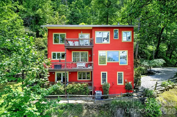 491 S Valley View DR, Mars Hill, NC 28754