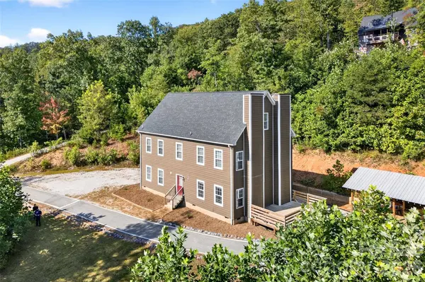 8026 Buck Creek RD, Marion, NC 28752
