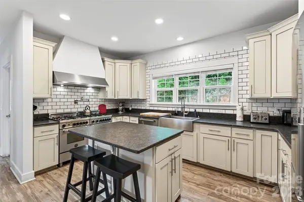 8026 Buck Creek RD, Marion, NC 28752
