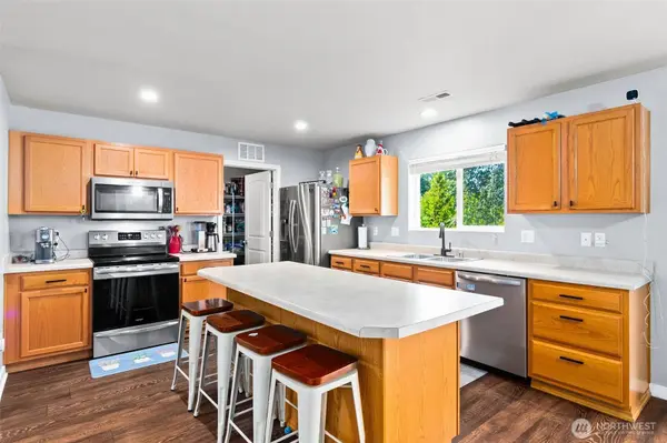 875 Candlestick LN SW, Tumwater, WA 98512