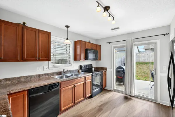 731 Bankston Drive, Boiling Springs, SC 29316