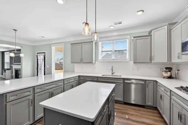 6030 Thicket LN, Boiling Springs, SC 29316