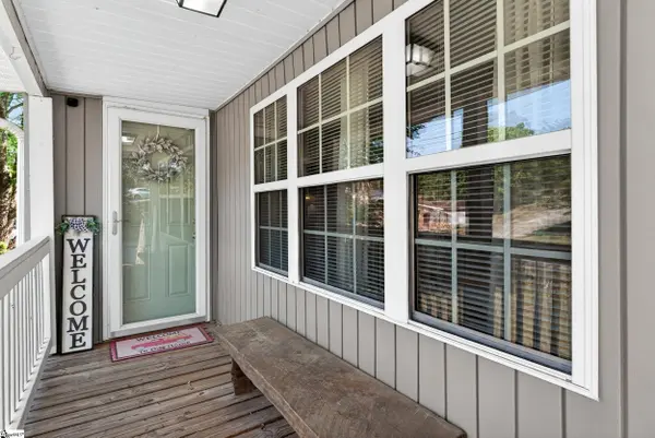 210 Sunnyside Drive, Greer, SC 29651