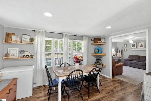 210 Sunnyside Drive, Greer, SC 29651