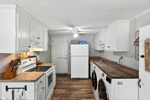 210 Sunnyside Drive, Greer, SC 29651