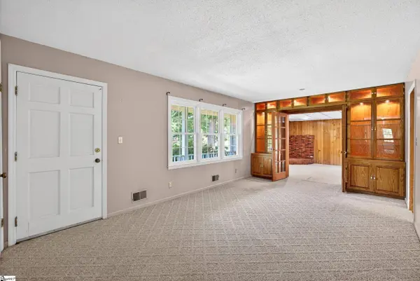 111 Highland Acres Drive, Boiling Springs, SC 29316