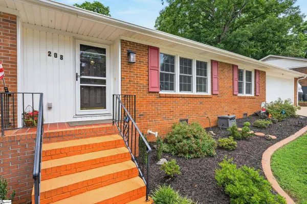 208 Holly Road, Taylors, SC 29687