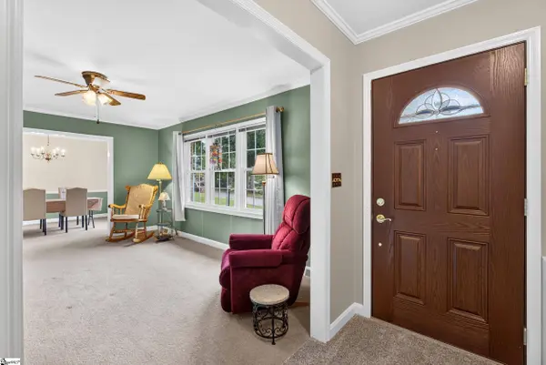 208 Holly Road, Taylors, SC 29687