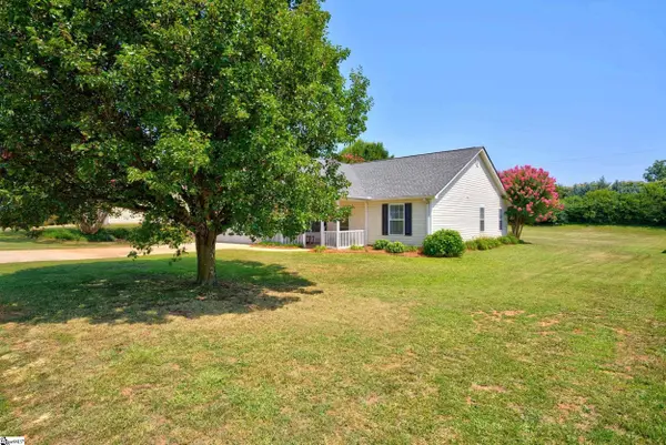 311 Shadowfield Acres Drive, Duncan, SC 29334