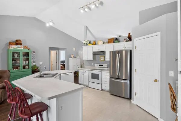311 Shadowfield Acres DR, Duncan, SC 29334