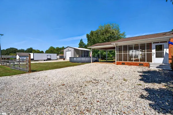 310 S Charleston Street, Blacksburg, SC 29702