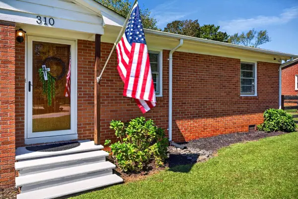 310 S Charleston ST, Blacksburg, SC 29702