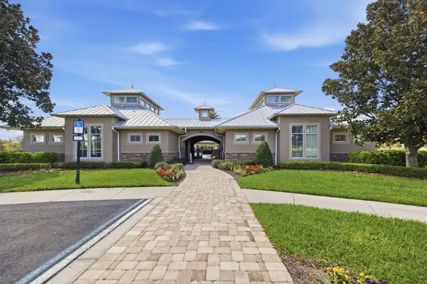 8122 Red Stopper Ln, Winter Garden, FL 34787