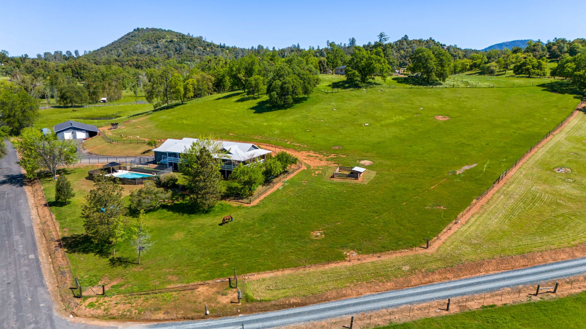43-web-or-mls-17701 Yosemite Rd_43