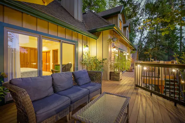 feature image of Virtual Home Tours for Out-of-Area Tuolumne County Buyers