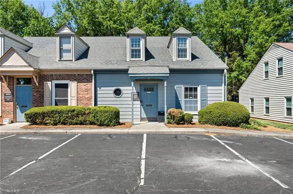 1919 Boulevard ST #E, Greensboro, NC 27407