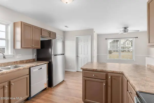 131 Cherry Grove DR, Richlands, NC 28574