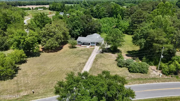 437 E Wards Bridge RD, Kenansville, NC 28349