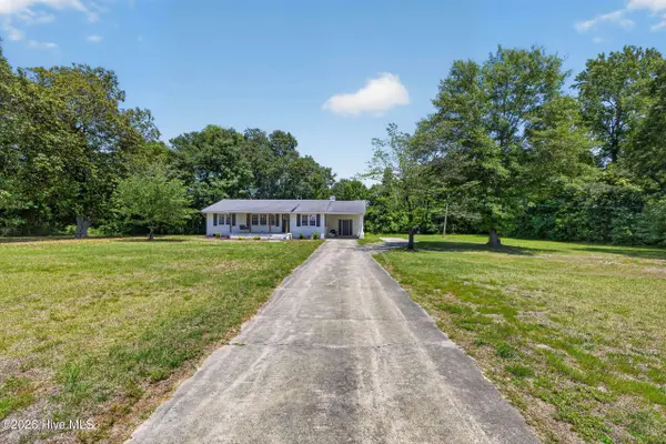 437 E Wards Bridge RD, Kenansville, NC 28349