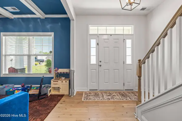 624 High Tide DR, Sneads Ferry, NC 28460