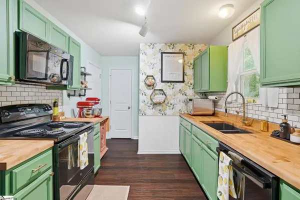 435 Promised Land Drive, Spartanburg, SC 29306-5702
