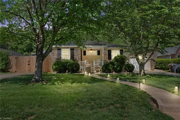 2304 Fairfield AVE, Greensboro, NC 27408