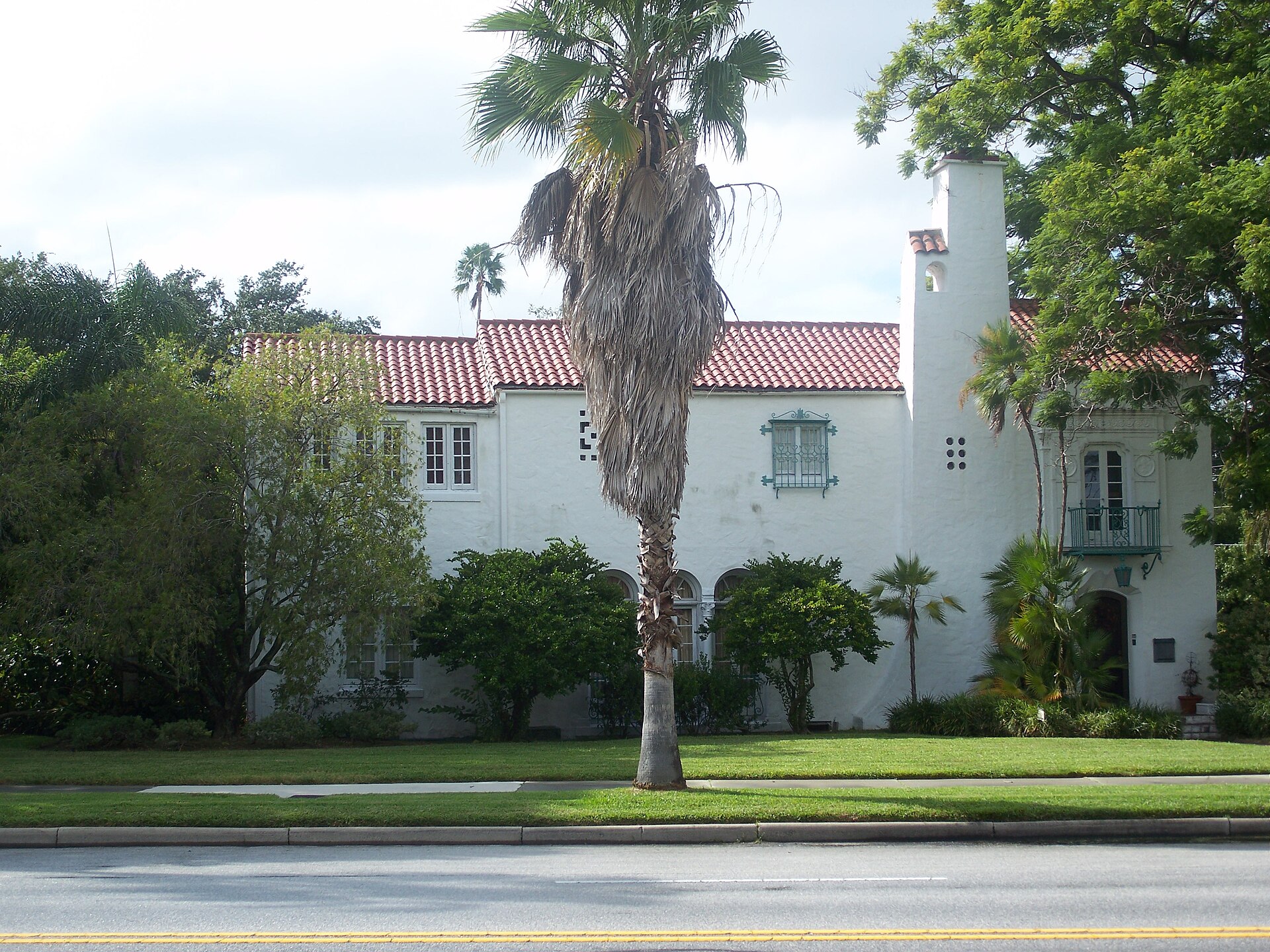 Mediterranean Revival style house on West Davis Boulevard, Davis Islands