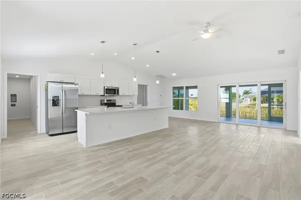 1725 NW 2nd ST, Cape Coral, FL 33993