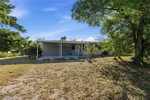 11250 Stringfellow RD, Bokeelia, FL 33922