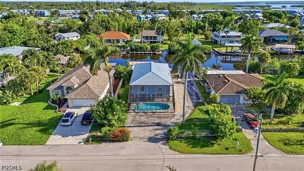 5318 Serenity CV, Bokeelia, FL 33922
