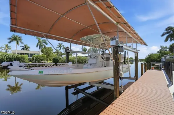 5318 Serenity CV, Bokeelia, FL 33922