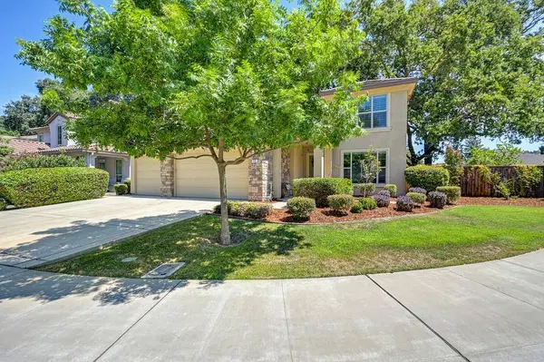 18 Triumph CT, Sacramento, CA 95831