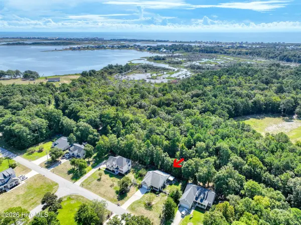 1407 Chadwick Shores DR, Sneads Ferry, NC 28460