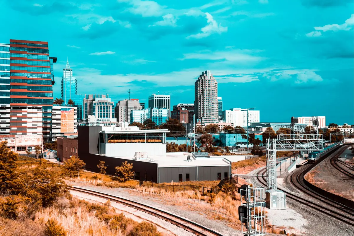 tj-wallace-qa5ouCk-Xoo-unsplash (1)