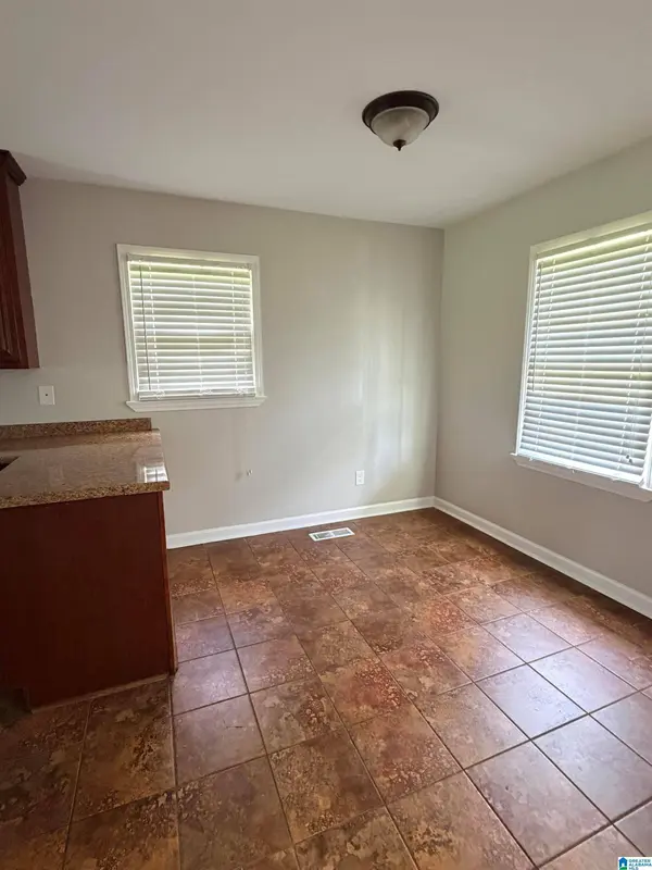 2701 8TH STREET NE, Center Point, AL 35215