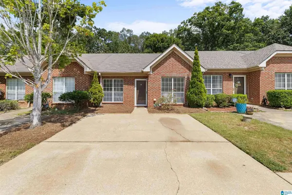 2791 SOUTHWOOD LANE, Bessemer, AL 35022