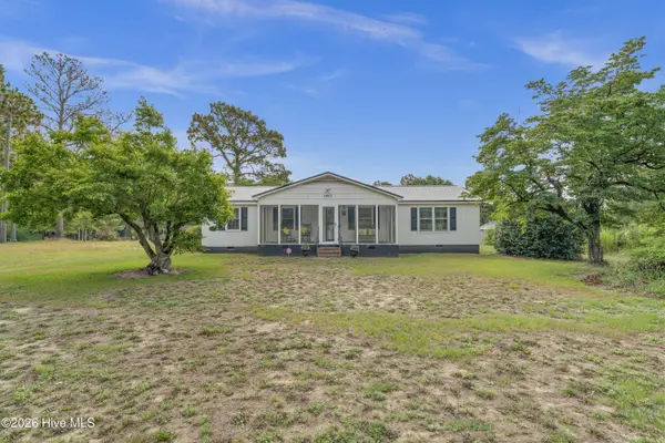 10027 Garland HWY, Clinton, NC 28328