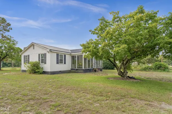 10027 Garland HWY, Clinton, NC 28328