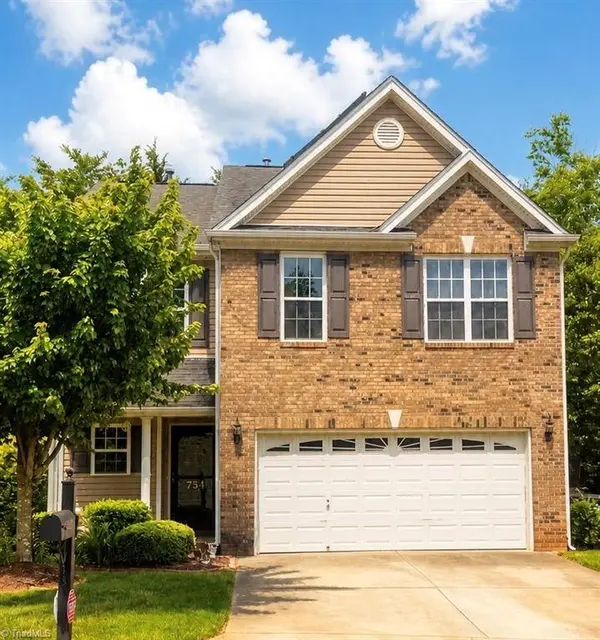 754 Peachtree Meadows CIR, Kernersville, NC 27284