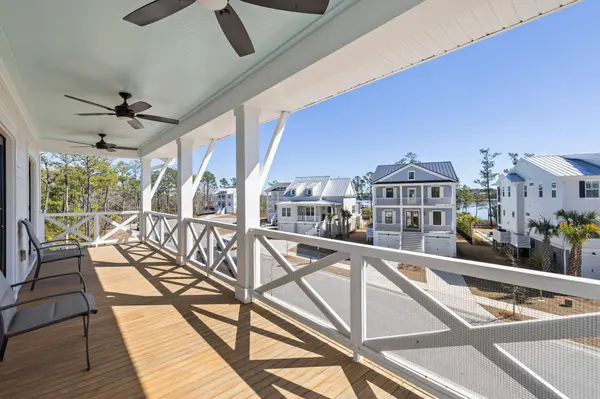 313 Blowing Fresh Dr, Charleston, SC 29492